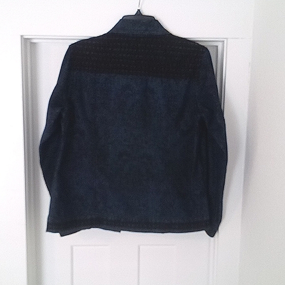 New Direction Snake Pattern Jean Jacket - Picture 7 of 7